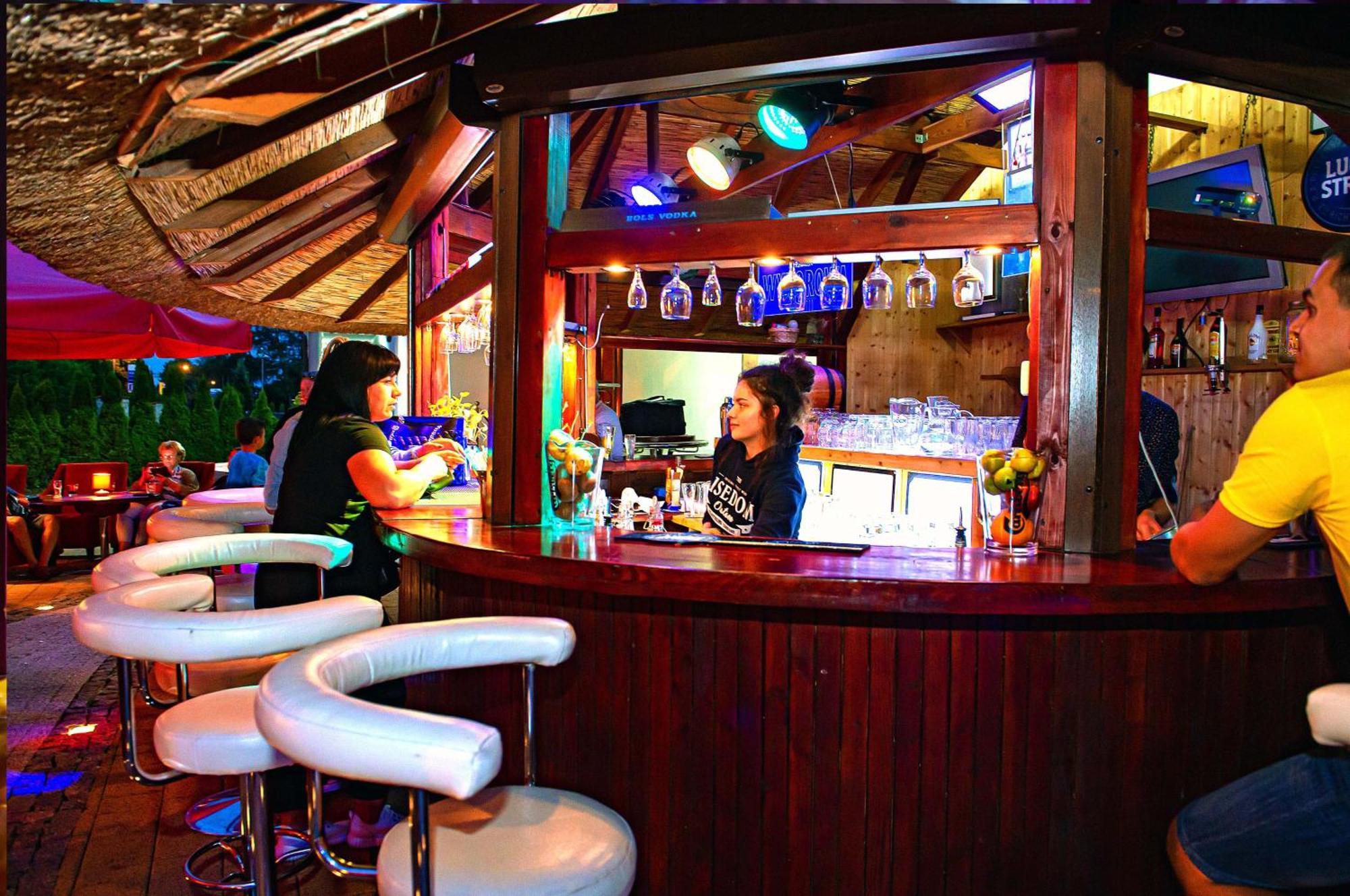 Hotel Neptun Jastrzebia Gora Ngoại thất bức ảnh